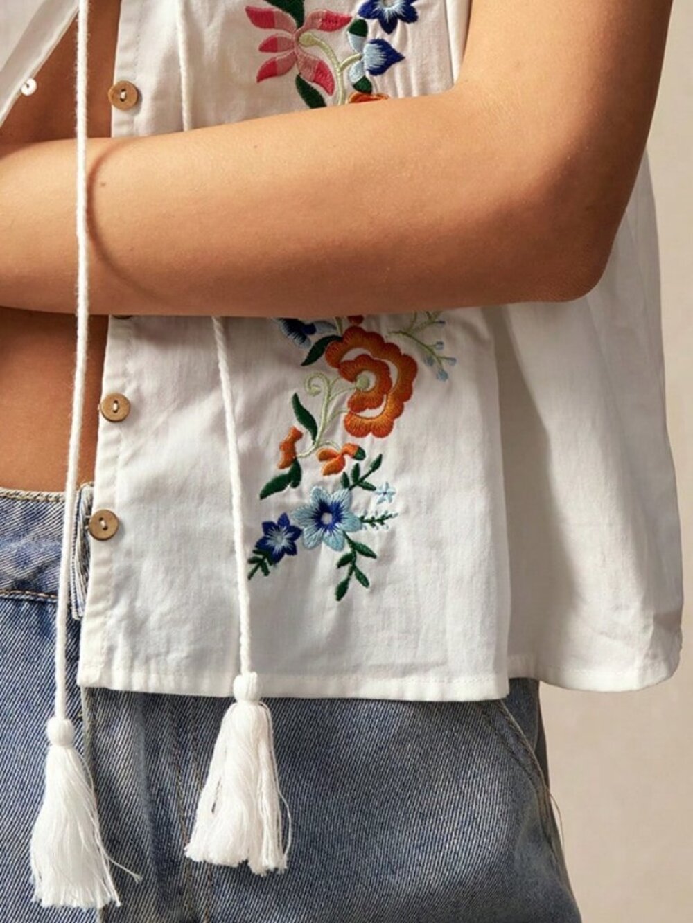 White Boho Women's Casual Woven Embroidered Sleeveless Loose Tank Top - Picture 8 of 8